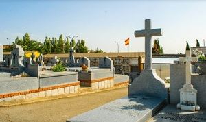 Los cementerios de Collado Villalba se preparan para Todos los Santos