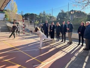 El Colegio Lourdes de Torrelodones, uno de los primeros en incorporar el tenis-pickleball, una iniciativa de la Comunidad de Madrid
