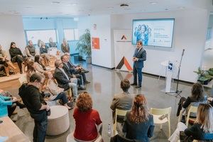 Un centenar de desempleadas de Las Rozas han participado en el programa ‘Comunidades Digitales’
