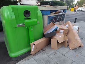 El PSOE de Torrelodones denuncia el mal funcionamiento de la recogida de papel
