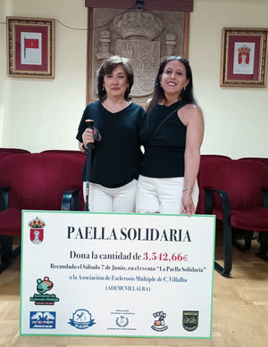 Guadarrama entrega a la Asociación de Esclerosis Múltiple de Collado Villalba lo recaudado en la Paella Solidaria