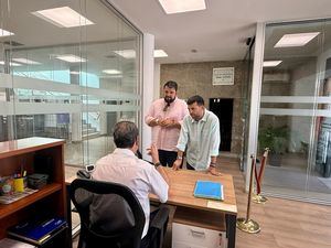 Galapagar contrata a ocho personas con discapacidad para que realicen trabajos de información
 