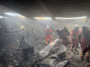 Incendio sin heridos en una nave industrial del Polígono P-29 de Collado Villalba