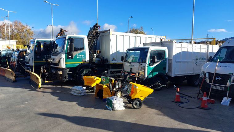 200 personas y 40 vehículos, preparados para hacer frente a las inclemencias invernales de Collado Villalba