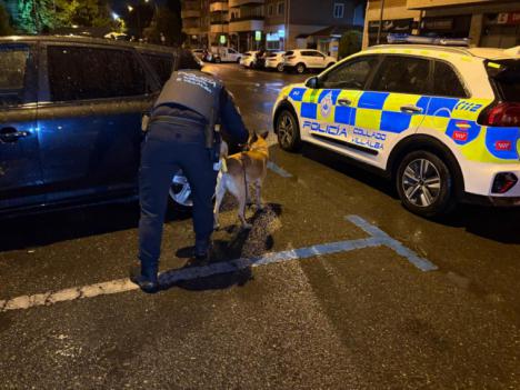 Policía Local y Guardia Civil refuerzan la vigilancia en la calle Los Madroños de Collado Villalba con un operativo contra el consumo y posible tráfico de drogas