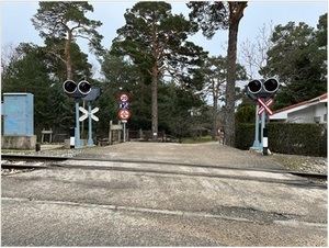 ADIF adjudica la renovación de los pasos a nivel de la línea C9 en Cercedilla