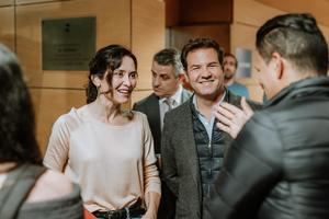 Isabel Díaz Ayuso y el alcalde de Las Rozas, José de la Uz, en la presentación de la nueva web de turismo VisitLasRozas