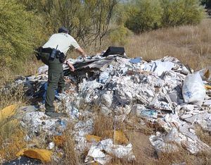 Los Agentes Forestales tramitaron el año pasado un centenar de denuncias por vertidos ilegales en el medio natural