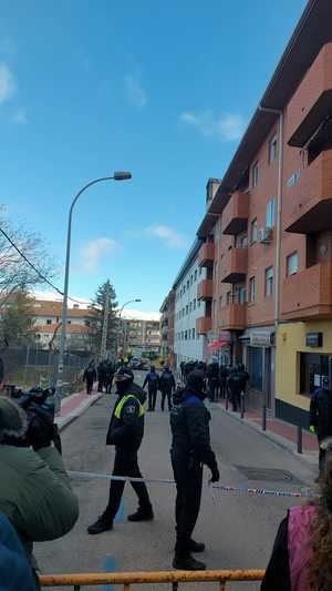 El Ayuntamiento de Collado Villalba alega motivos técnicos, de seguridad y salubridad para el desalojo del edificio ocupado de la calle Real 13-15