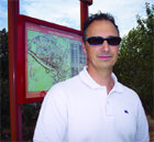 Tomás