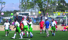 El Mini 
inaugura su campo por todo lo alto