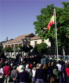 Torrelodones celebra El Pilar con un homenaje a la bandera nacional