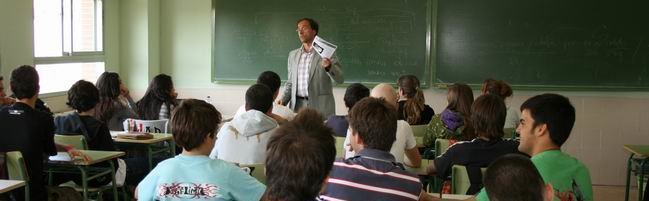  El Profesor puede ser Autoridad Pública 
