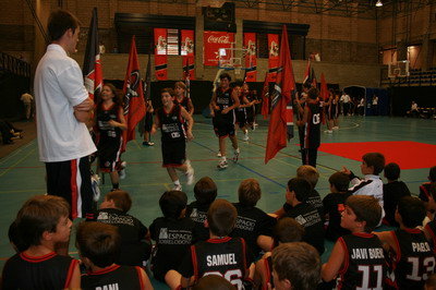 El Club Baloncesto Torrelodones da la bienvenida a sus jugadores 